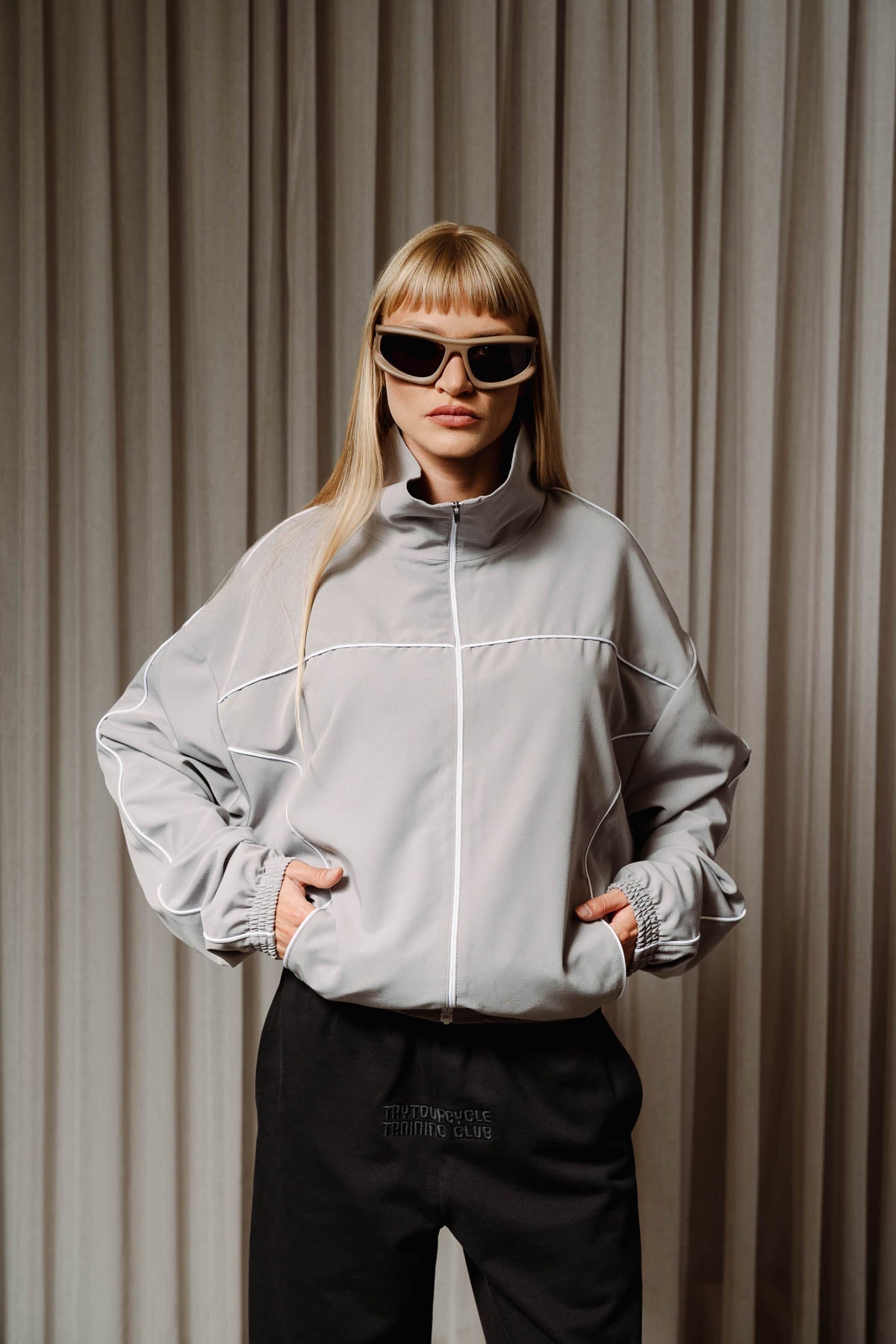 Office track jacket - Trytoupcycle