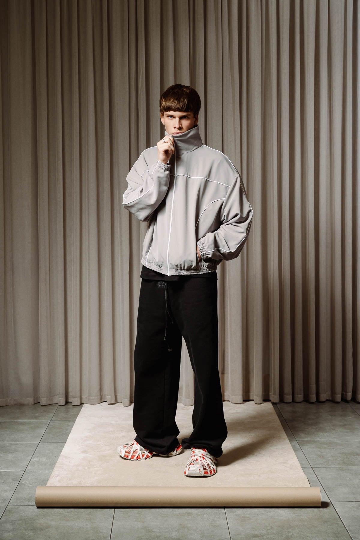Office track jacket - Trytoupcycle